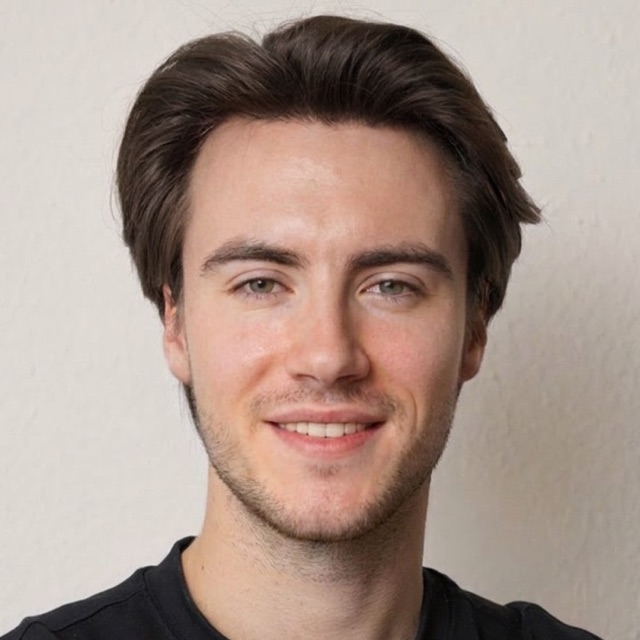 Julian, Gründer von farla